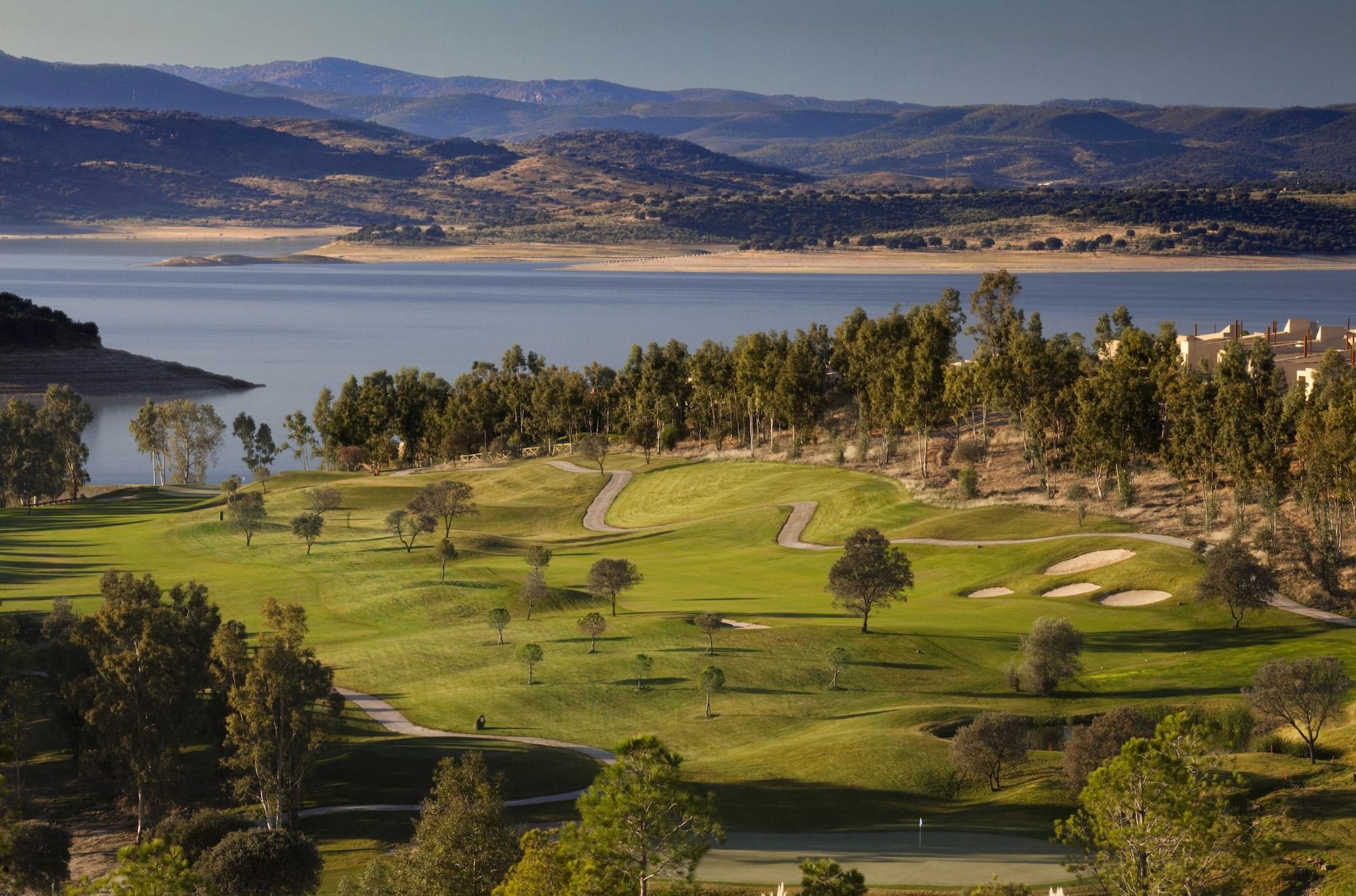 Vincci Valdecanas Golf El Gordo Exterior photo