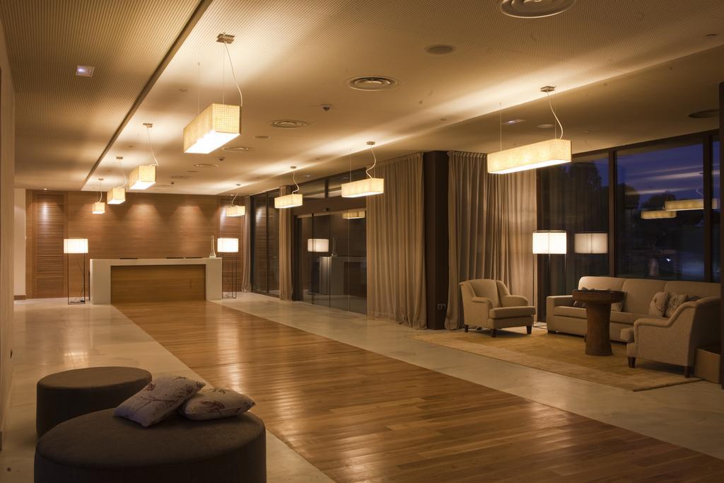 Vincci Valdecanas Golf El Gordo Exterior photo