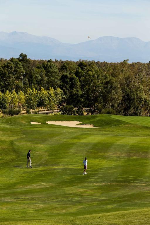 Vincci Valdecanas Golf El Gordo Exterior photo